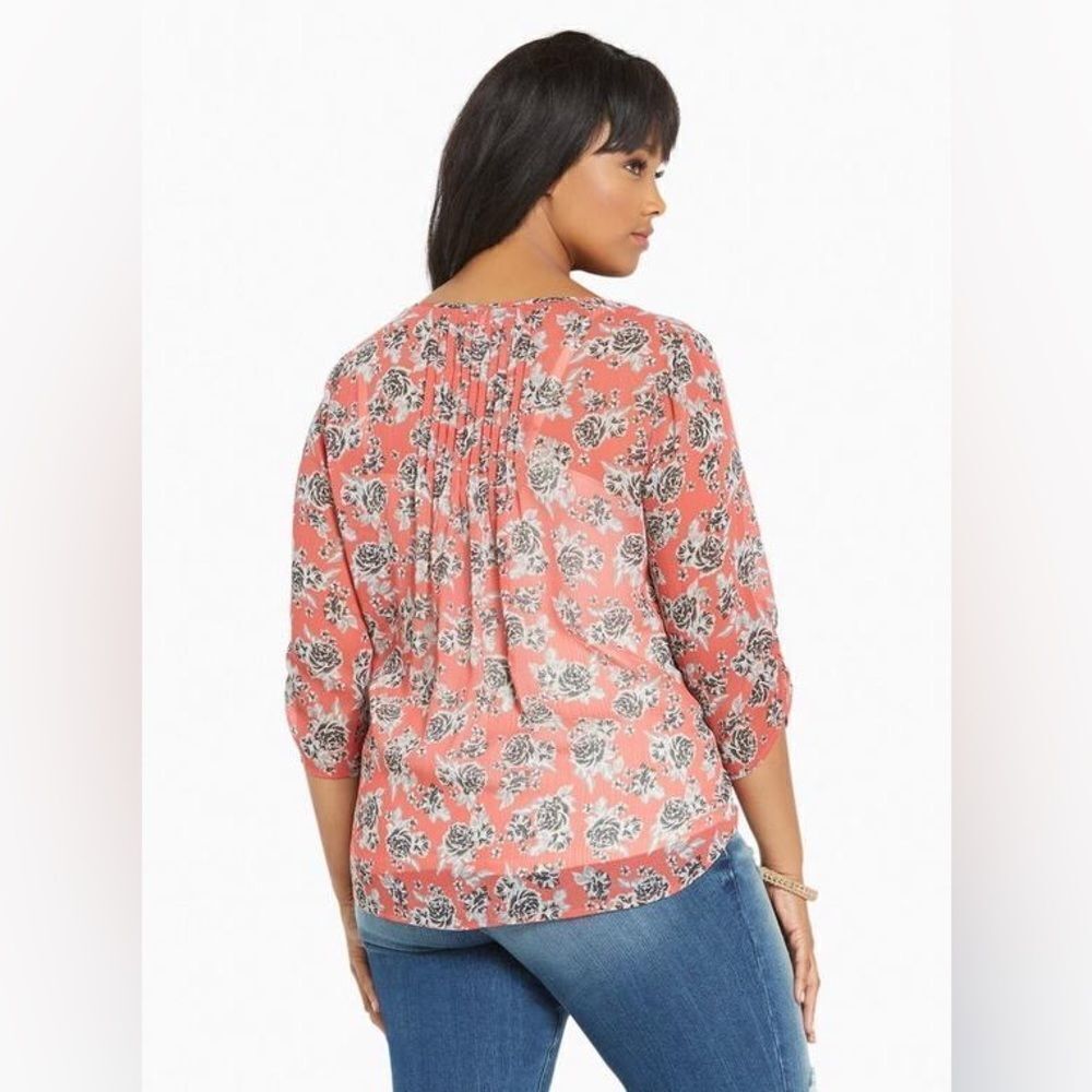 Torrid Floral Print Chiffon Pintuck Top - Picture 2 of 9